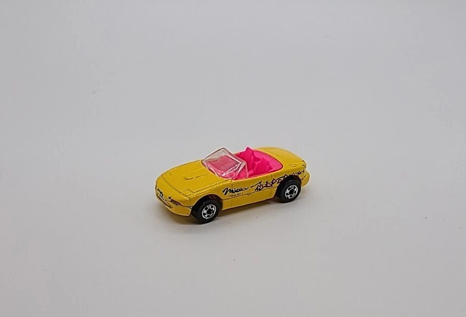 1991 HOT WHEELS Blue Card MAZDA MX-5 MIATA Yellow Collector #172 - Image 2 of 4