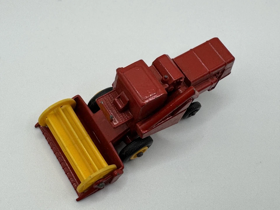 Cosechadora vintage Matchbox Lesney No.65 Claas Diecast hecha en Inglaterra Foto 2 de 4