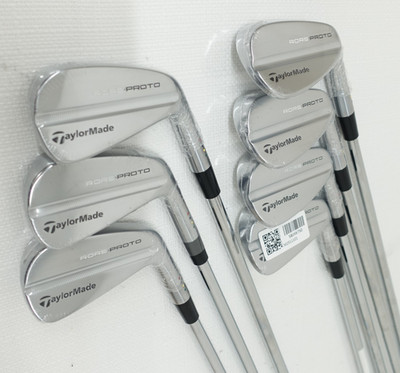 Unbenutzter TaylorMade RORS PROTO Custom 7-teiliger Eisensatz 4-9 PW Flex S R...