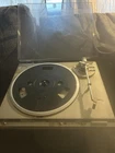 Technics SL-Q300 Fully Automatic Quartz Direct Drive Turntable Read