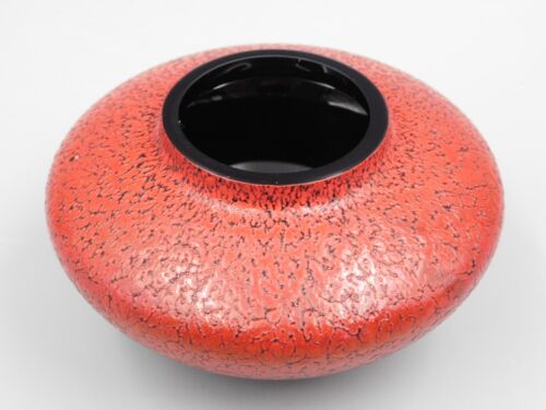 RARE STUART STARTHERN RED SQUAT GLASS VASE by LYSTYN DAVIES. - Picture 2 of 3