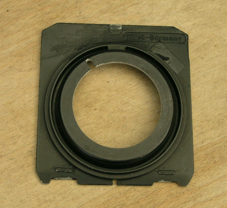  Linhof V  69 6x9 Technika 70 recessed Lens board  41.5mm centre hole - Image 2 of 3