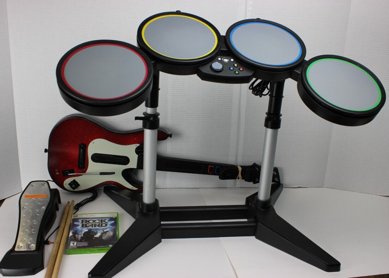 Harmonix 822149 Xbox 360 Rock Band Drum Set & Guitar Hero GH5 Guitar