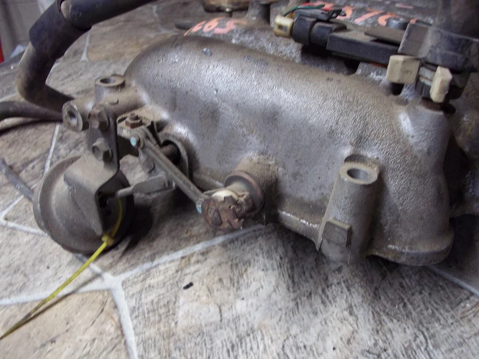 00-02 HONDA PASSPORT 00-04 ISUZU RODEO 3.2L 3.5L 6 CYLINDER INTAKE MANIFOLD OEM - Image 3 of 4