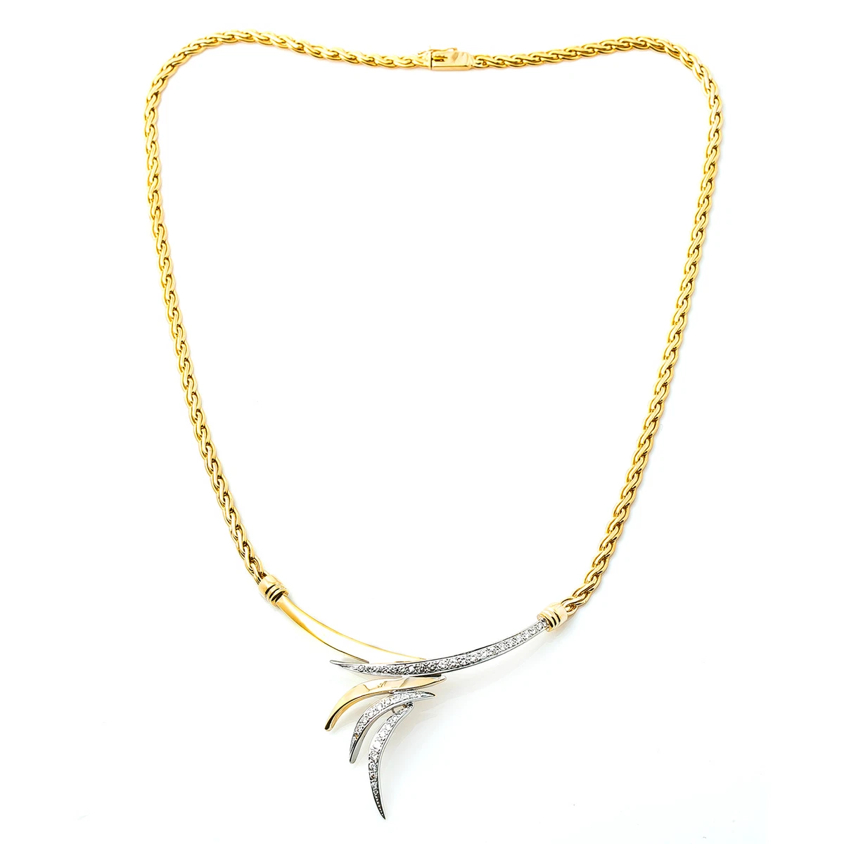 Leaf design necklace deals