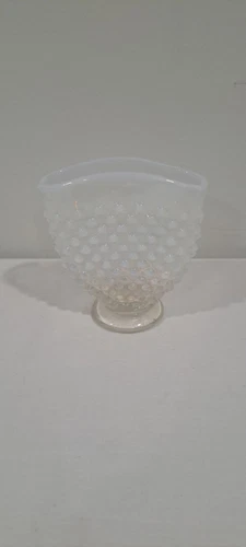 Fenton French Opalescent Glass Hobnail 3-1/2" High Fan Vase