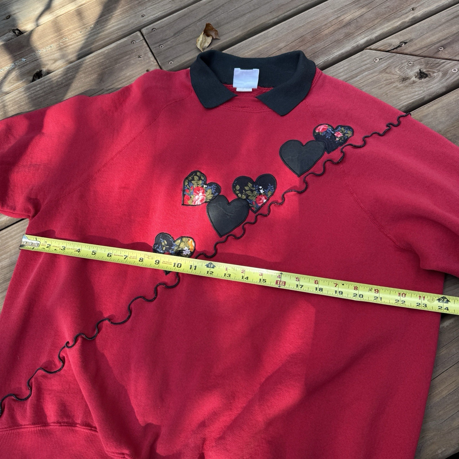 Vtg Patchwork Heart Ruffles Collared Crewneck Swe… - image 5