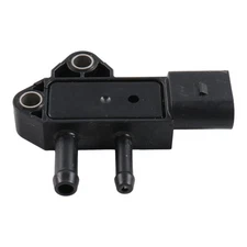 Intake Air Pressure Sensor 1J520-18601 for Kubota V3307 V2403 V2607 R530 R630