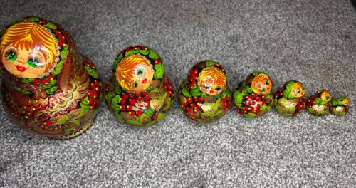Set Of 7 Vintage Russian Matryoshka/Babushka Hand Painted Nesting Dolls