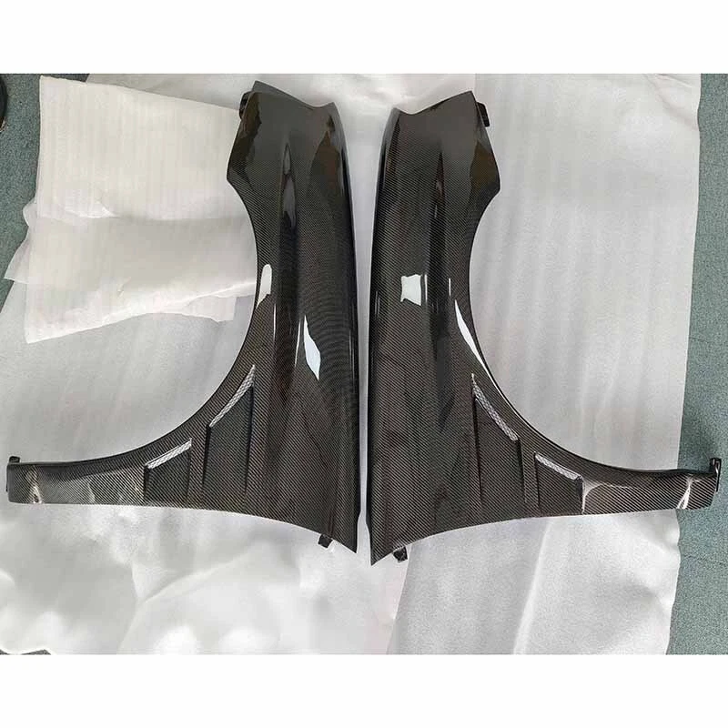 Guardabarros delanteros de fibra de carbono para Subaru Impreza WRX STI sedán 2004-2005 Foto 4 de 4