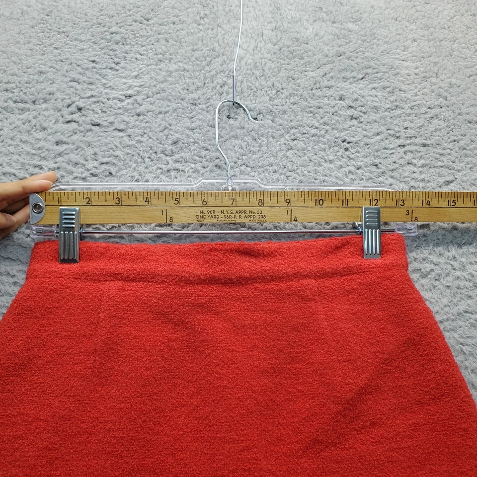 Falda para mujer United Colors Of Benetton línea A 42 roja forrada de vellón ventilación cremallera trasera Foto 4 de 4