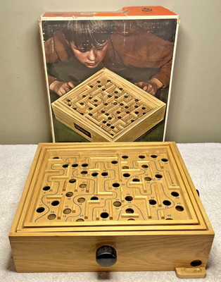 Brio Labyrinth Wooden Maze Game Model 31804 with Original Box from Sweden