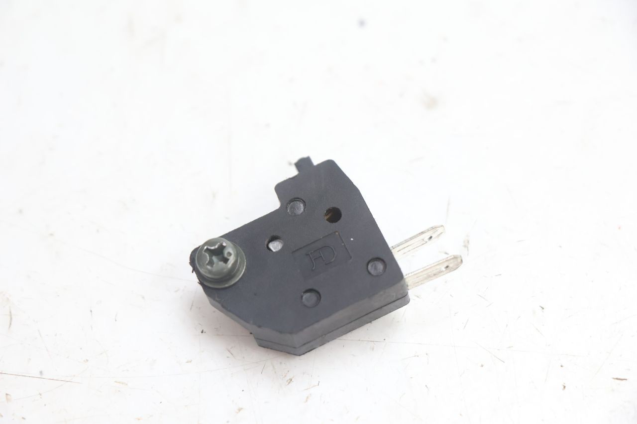 RIGHT STOP LIGHT SWITCH - EUROCKA GTR 50 (2007 - 2017)