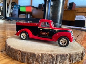 INDIAN MOTORCYCLE LOGOED 1940 FORD DIECAST TRUCK BANK
