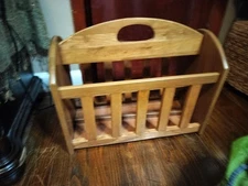 Vintage Solid Wood Magazine Newspaper Wooden Rack With Handle Large Heavy *READ*