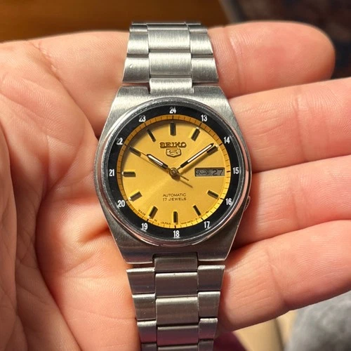 Vintage Seiko 5 Automatic 7009-467L Gold Dial Arabic Day Date Japan Men's Watch