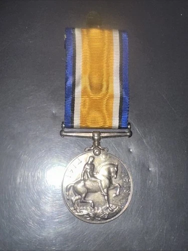 MILITARY-  WW1 WAR MEDAL - 1914 ~ 1918 - CONDITION AS SHOWN