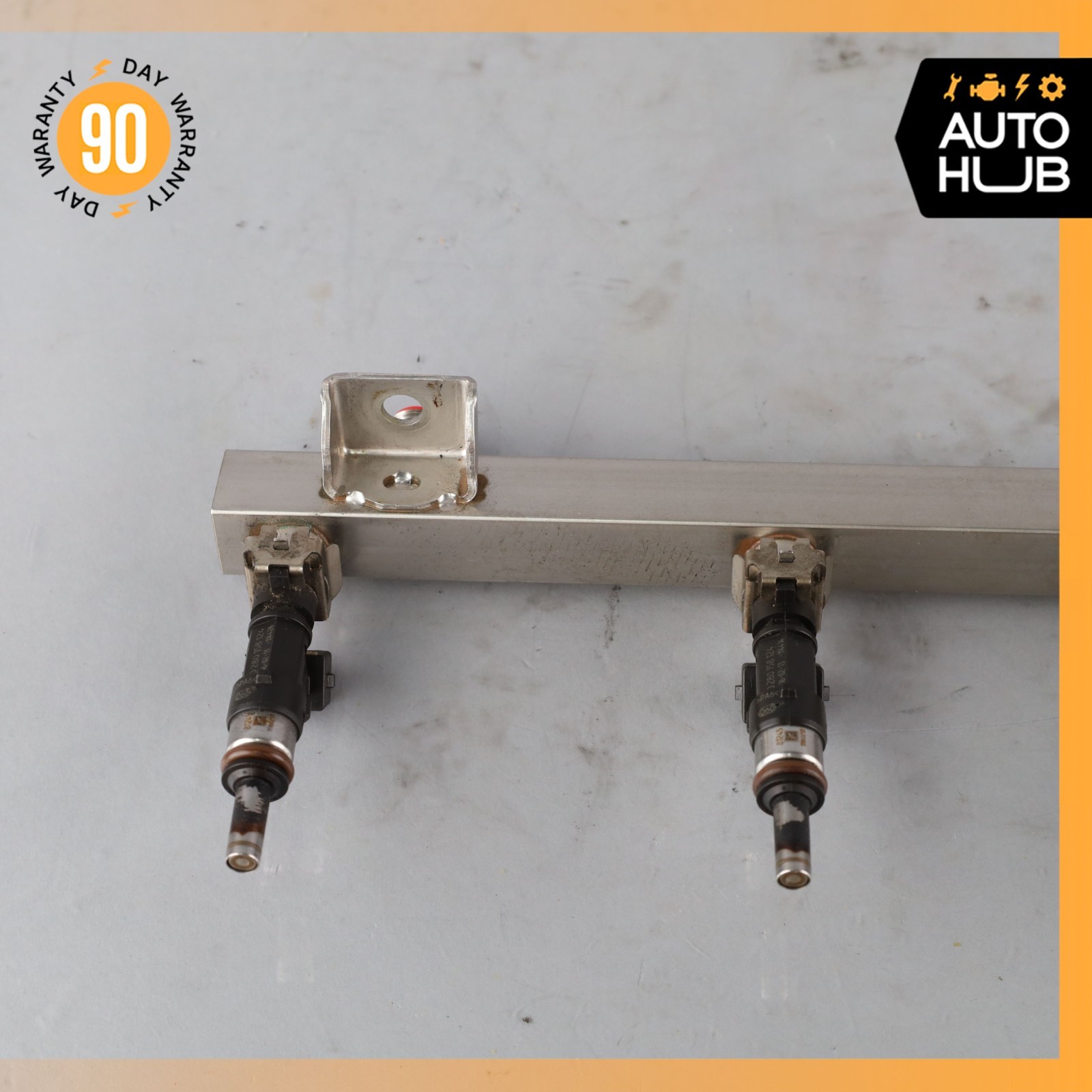 Maserati GranTurismo M145 Fuel Injection Rail Line w/ Injectors Right Side OEM