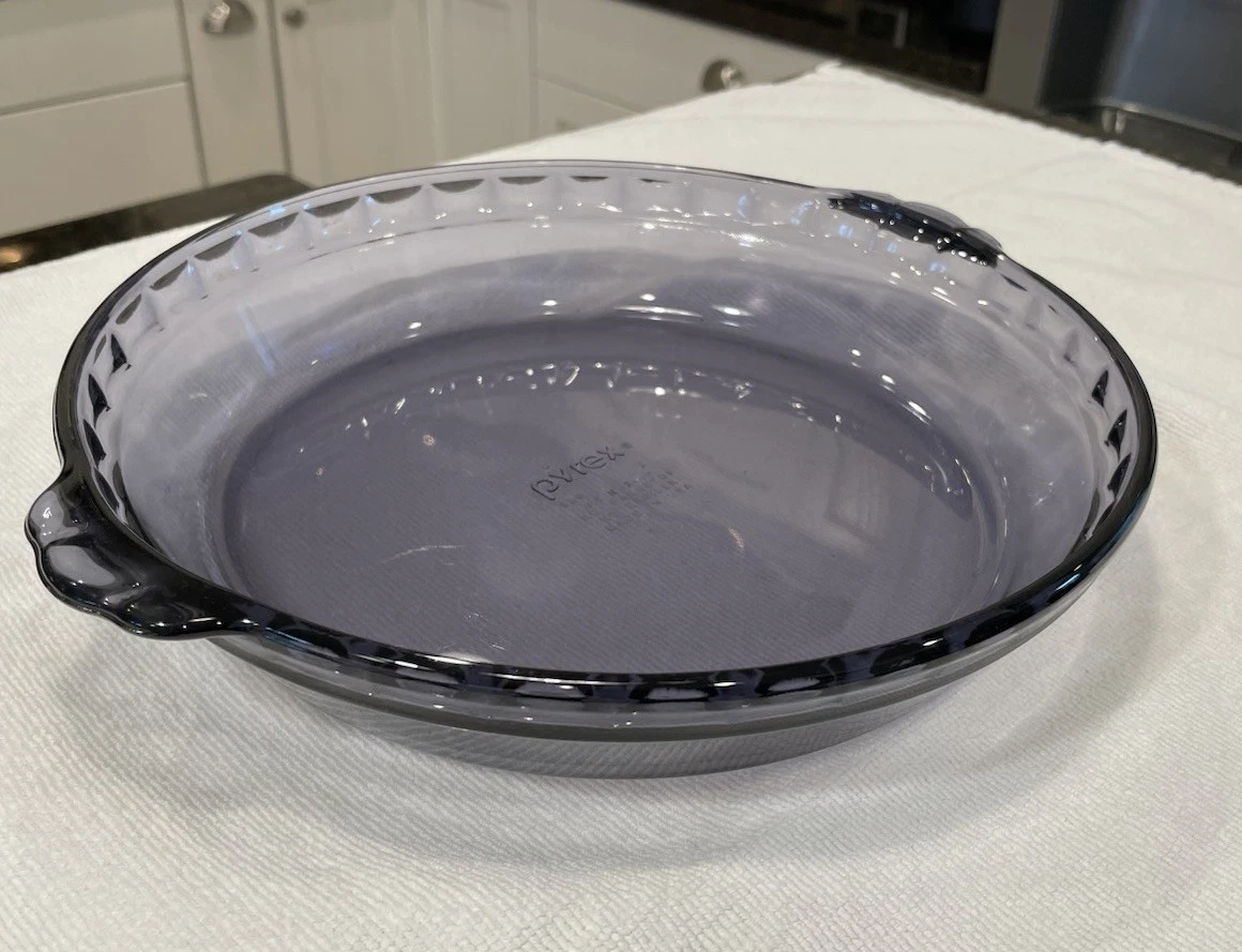Vtg Pyrex Amethyst Glass Pie Plate 229 Purple Fluted Deep Dish 9.5" Made In USA
