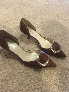 prada vero cuoio heels