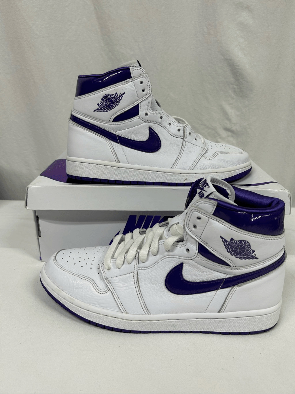 Size 10.5W/9m- Jordan 1 Retro High Court Purple W… - image 1