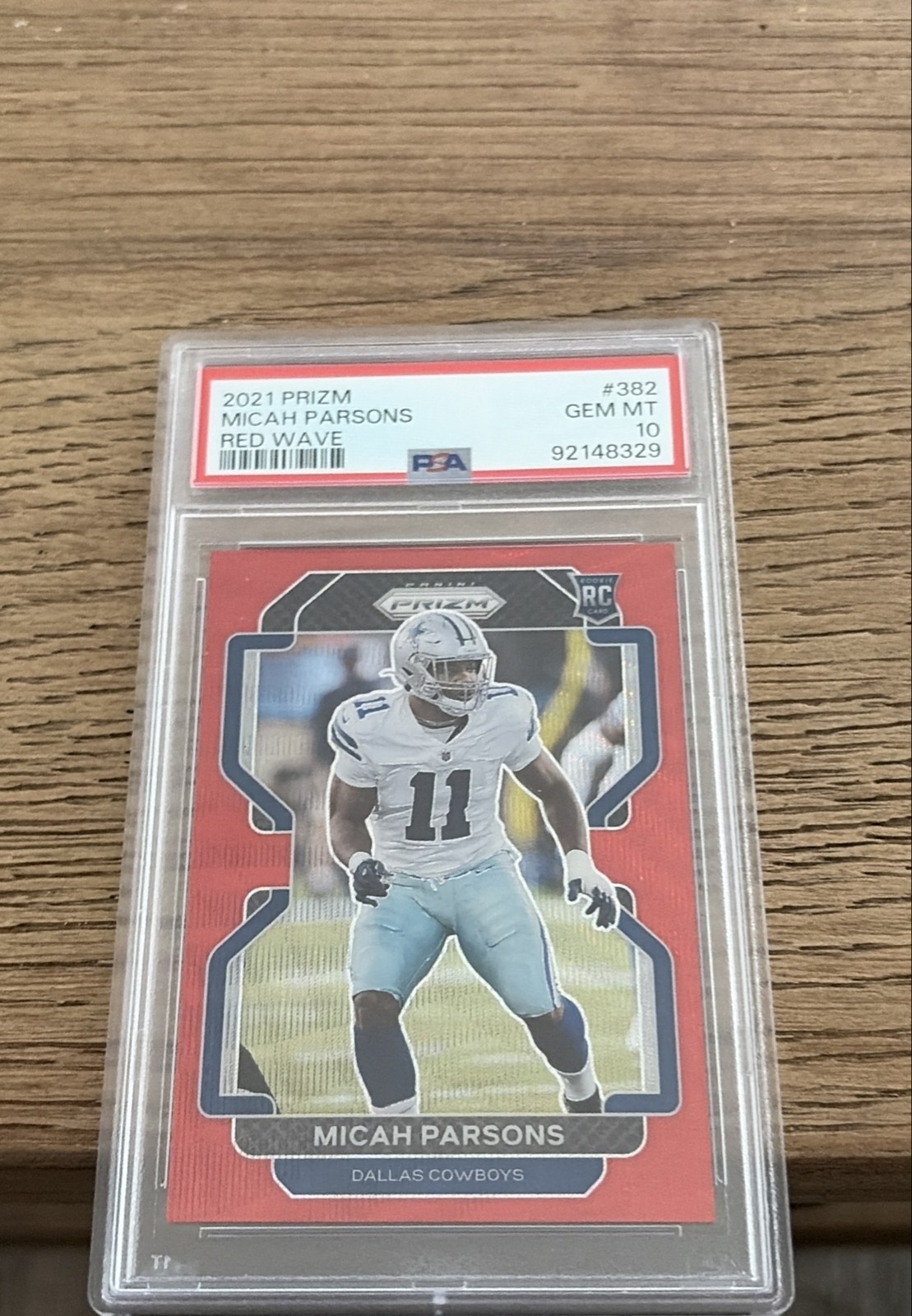 Gem Mint 10-2021 Panini Prizm Rookie Micah Parsons #382 Red Wave Prizm /149 (RC)