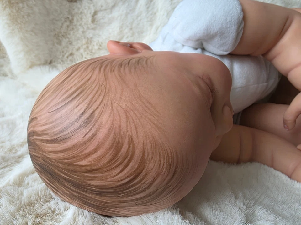 Reborn Baby  - 19 inches & 4lb weight  -Adorable! - Image 4 of 4