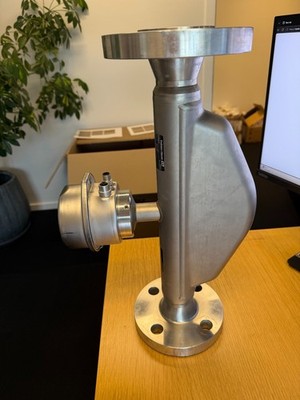 Promass E 100 Coriolis mass flow 8E1C40-AADBACISAD4SHA1