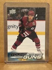 2022-23 Upper Deck Series 2 Hockey Matias Maccelli Young Guns
