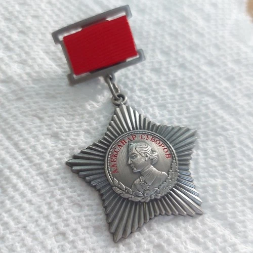 Suvorov WW2 Military Soviet Russian Order Medal Badge 3 cl.hanging.Replica#651kk