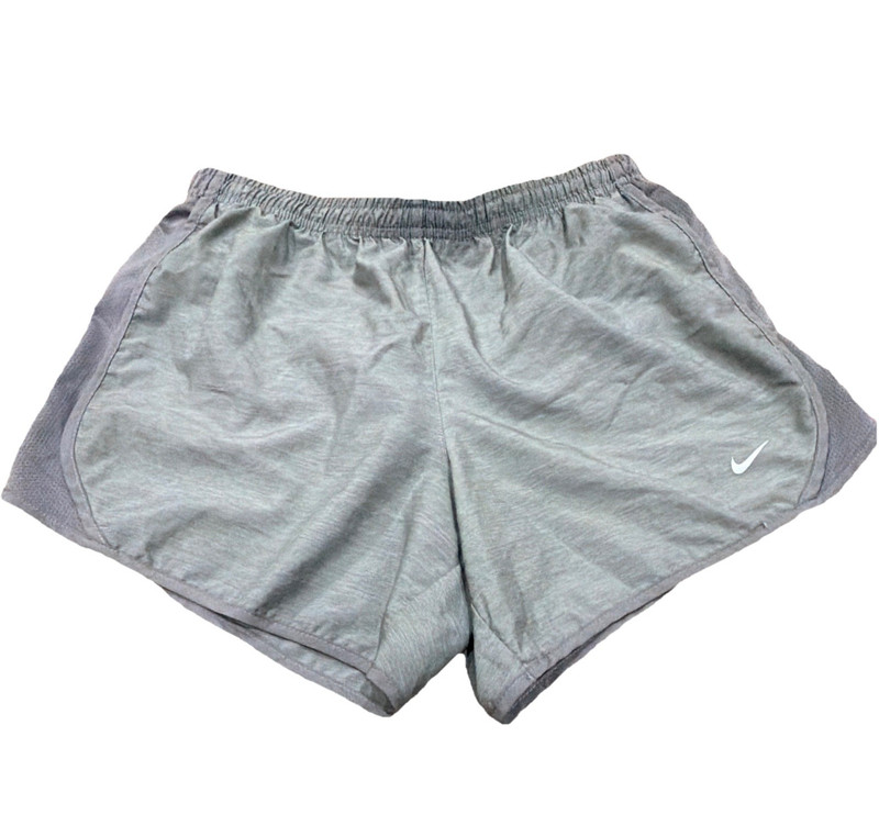 Nike Dri-FIT Girl’s XL Gray Athletic Shorts Elastic Waist Breathable Logo