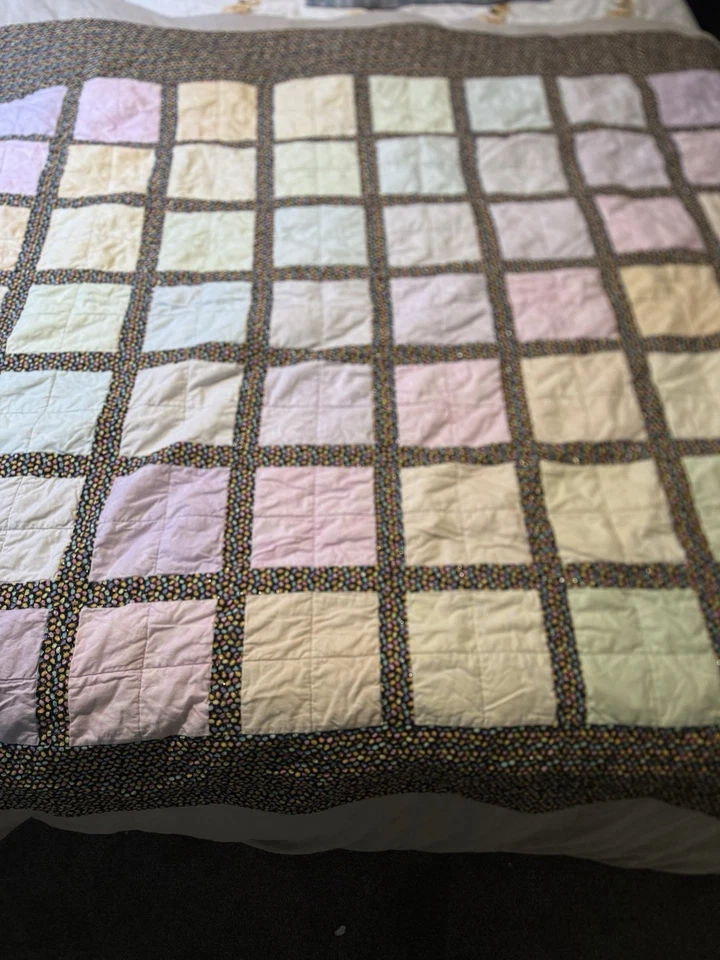 Pastel Christmas Lights Glitter Block Handmade Quilt Queen Size - Image 2 of 4