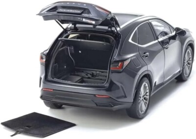 KYOSHO ORIGINAL 1/18 Lexus NX 450h+ Graphite Black Glass Flake