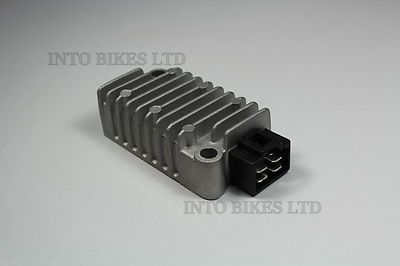 Regulator Rectifier For Yamaha XG 250 Tricker 4D62 2005 - 2006