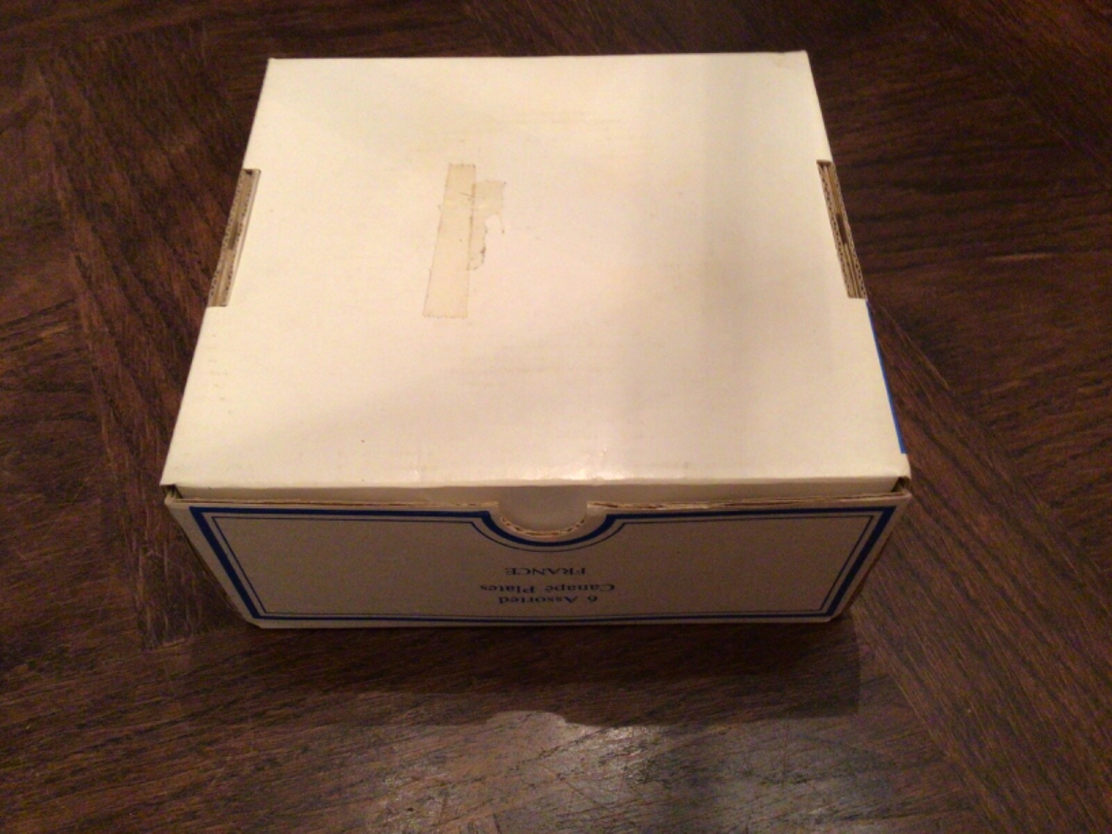 VINTAGE PHILIPPE DESHOULIERES PORCELAIN CANAPÉ PLATES NIB