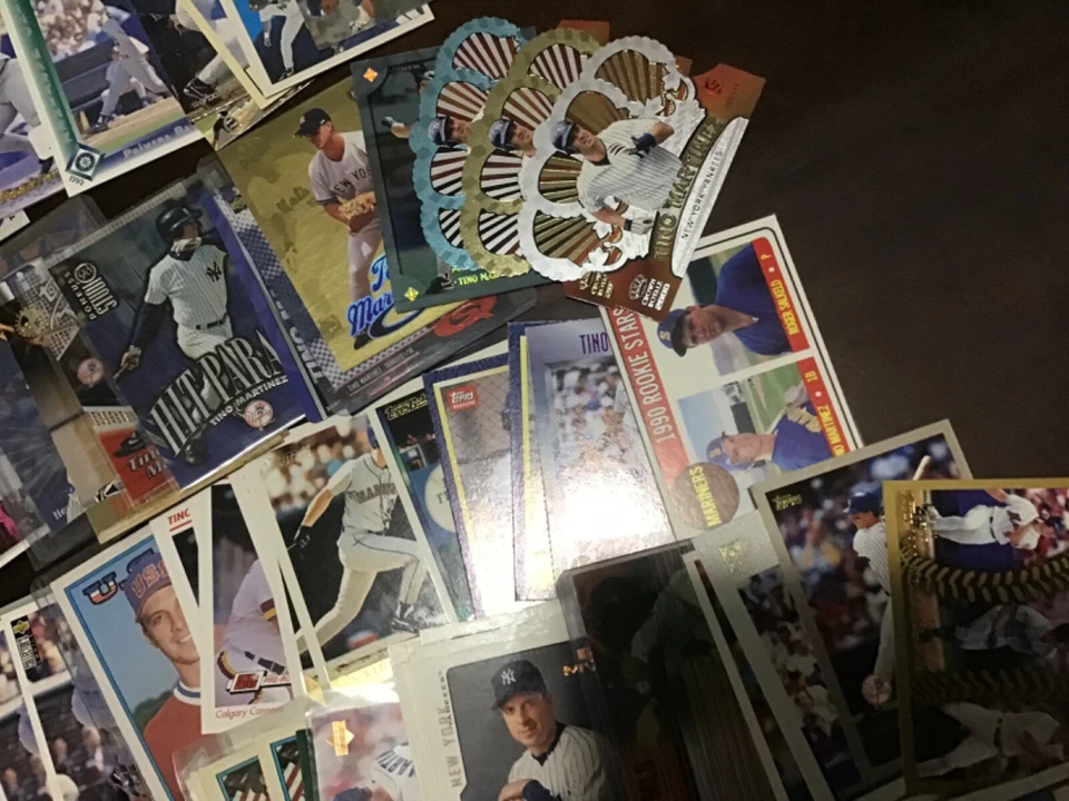 TINO MARTÍNEZ Oddball Insert & Regular issue Baseball YANKEES YOU CHOOSE - Image 3 of 4