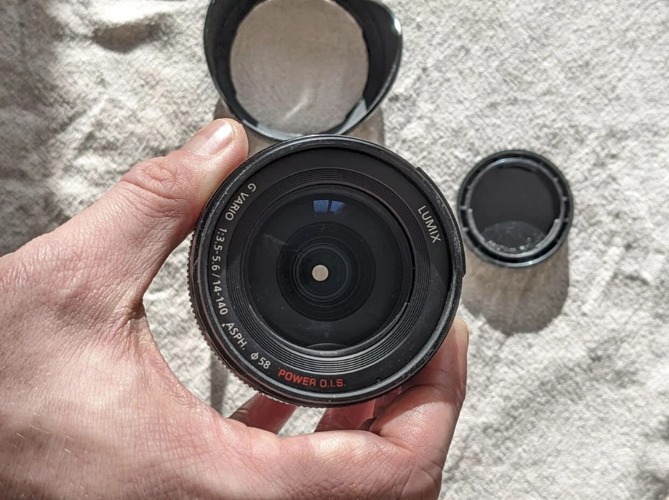 Objectif Panasonic Lumix G Vario 14-140mm f/ 3.5-5.6 Power OIS - Photo 2/4