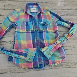 Abercrombie Kids Girls Blue and Pink Button Down Shirt Size M