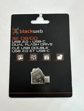 BRAND NEW - BLACKWEB 32GB USB 2.0 + USB-C