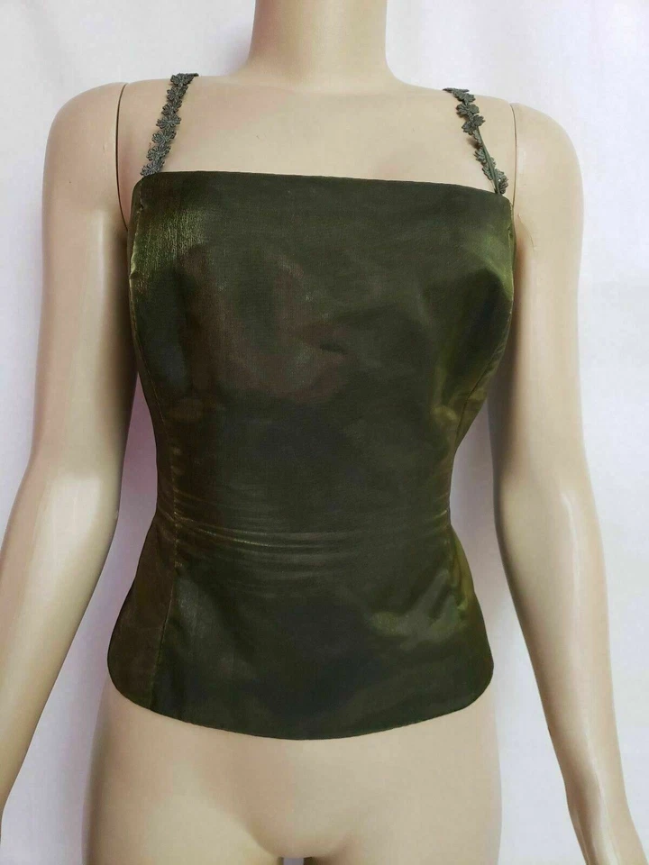 Camiseta sin mangas recortada verde elegante Emporio Armani talla 42/8W/correas/B10 Foto 2 de 4