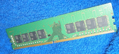 Samsung m378a4g43882-cwe 32 GB - 2Rx8 - PC4-3200AA Desktop type Non-ECC - Afbeelding 2 van 2
