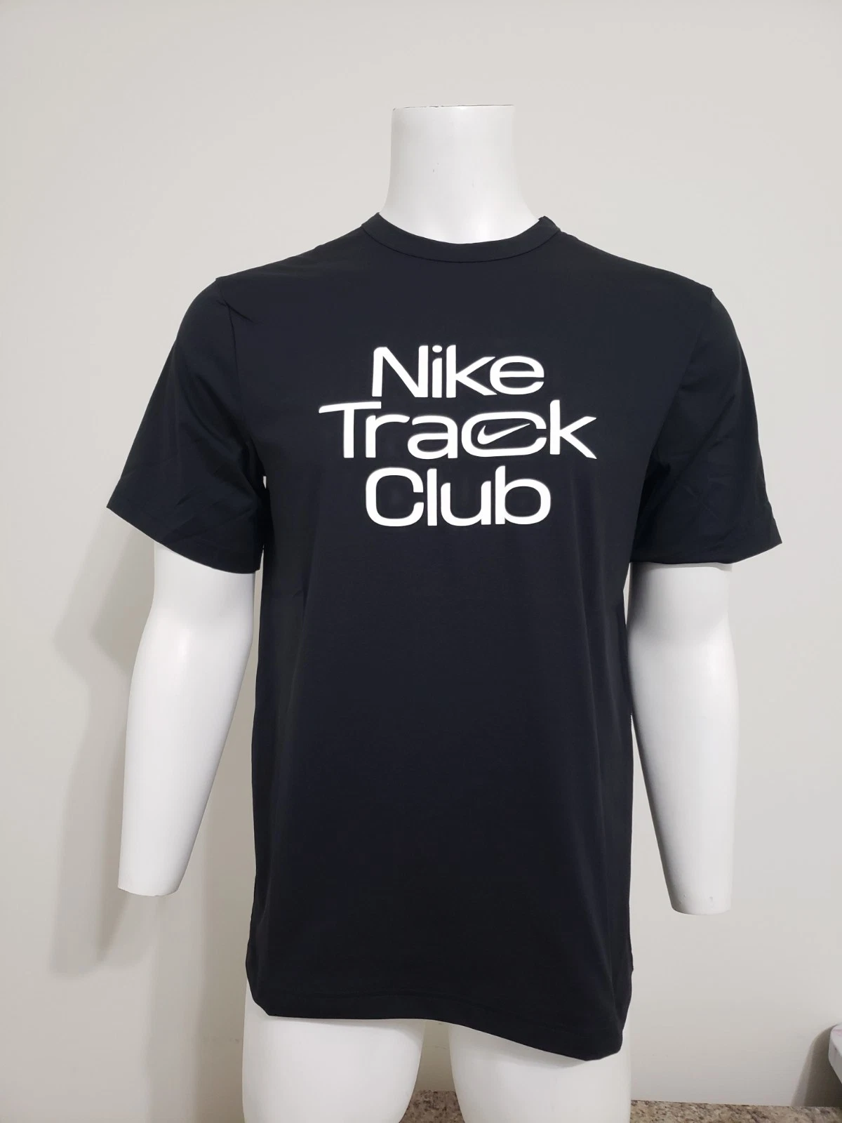 Nike Track Club Men's Dri-FIT Short-Sleeve Running TopFB5512-010 Black Size M