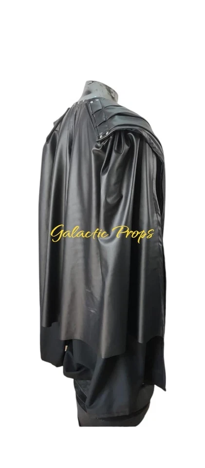 Disfraz de El Acólito Qimir inspirado en Star Wars The Stanger Foto 2 de 4