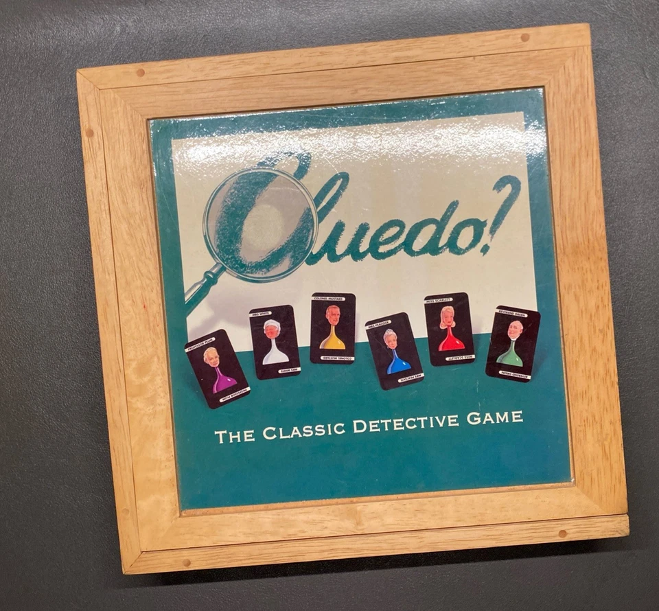 Cluedo Parker Brothers Vintage 2003 Board Game Nostalgia Edition In Wooden Box - Image 2 of 4