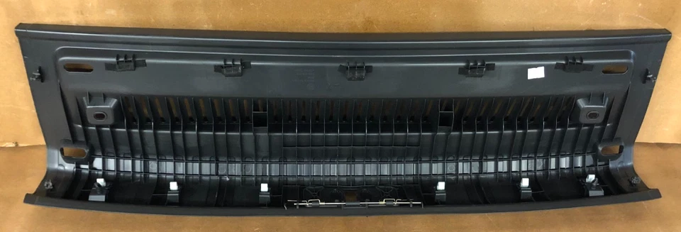 Volkswagen Tiguan 2011 escotilla maletero pestillo moldura cubierta 2009-2017 Foto 4 de 4