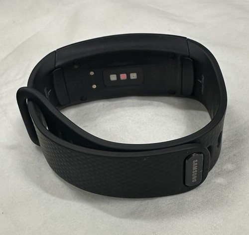 Samsung Gear Fit2 - Fitness/Smart Watch - In Box (SM-R360) - Picture 5 of 7