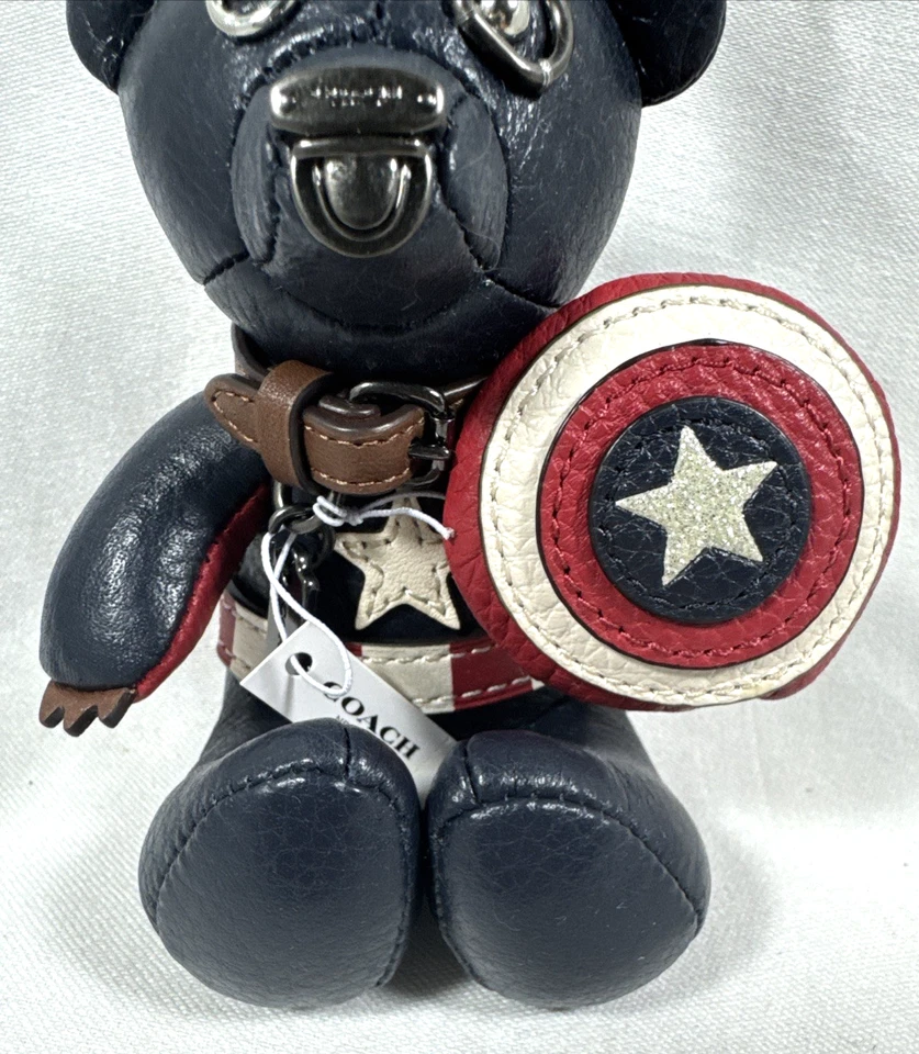 NWT 2020 RETIRED MAVEL COACH CAPTAIN AMERICA LEATHER BEAR CHARM #2752 KEYCHAIN - Image 4 of 4