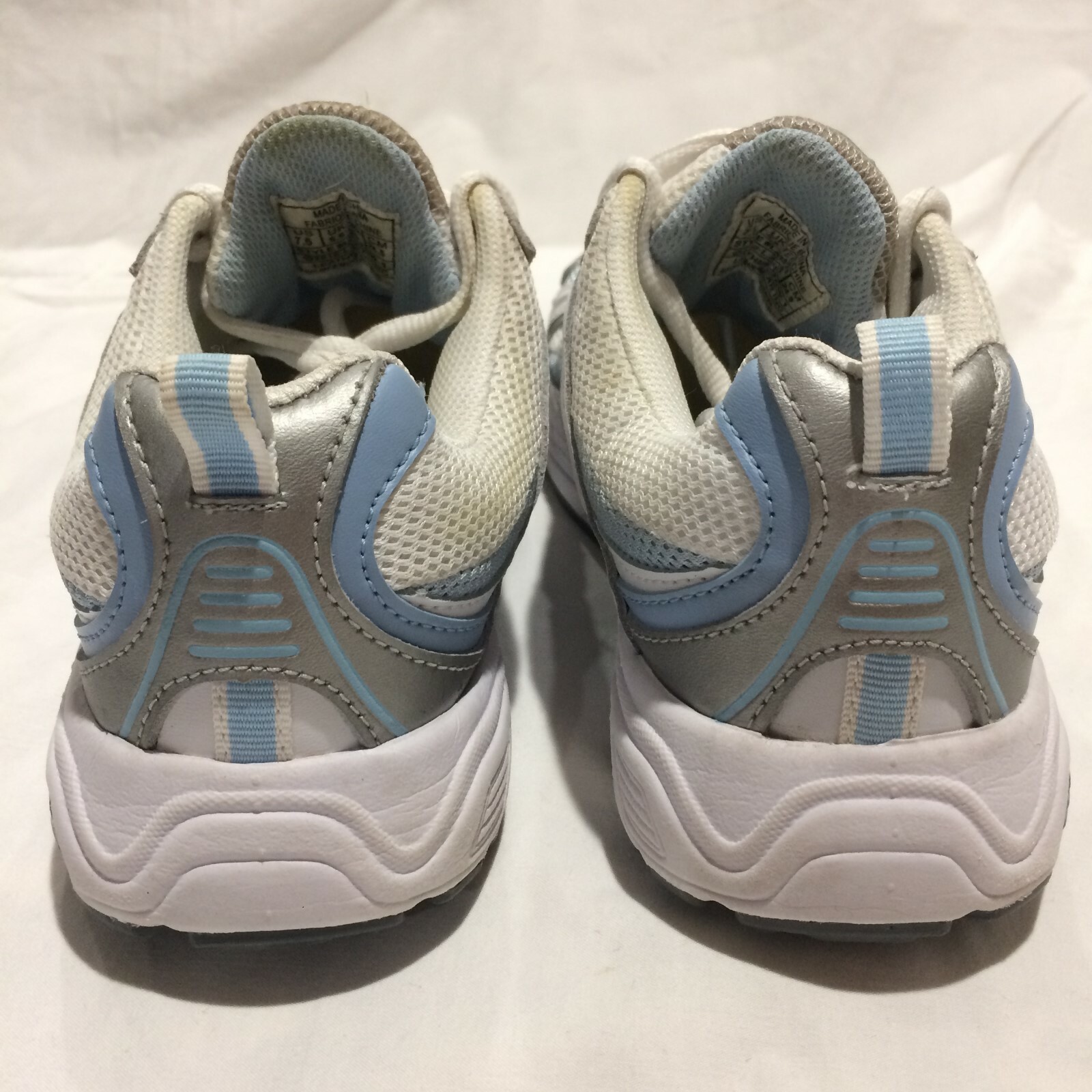 LA Gear Women's Running Sneakers Style LA1457CW1 Siz… Gem