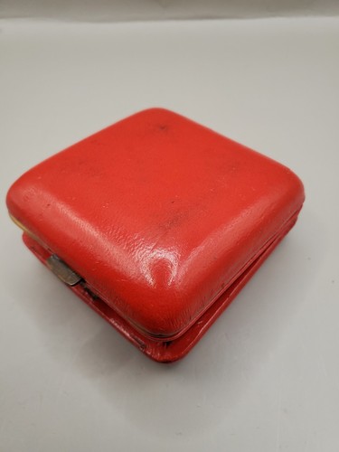 Vintage Swiza Coral Wind Up Travel Alarm Clock In Red Case - Foto 7 di 7