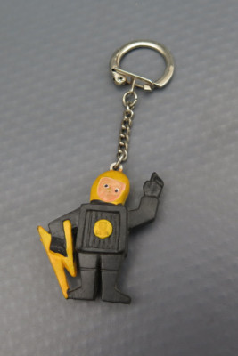 Deta Schlüsselanhänger 70er Jahre Mänchen mit Blitz - Selten! Komplett 9,5 cm L